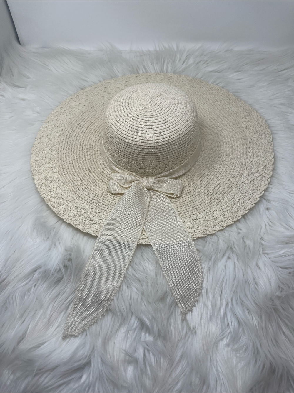 Women’s Beige Wide Brim Floppy Sun Hat with Bow One Size